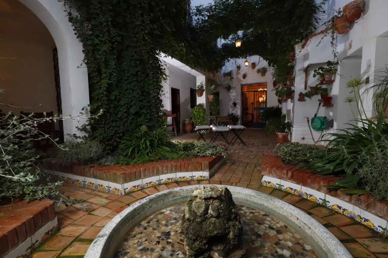 La Casa De Felix Hotel Villena Exterior photo